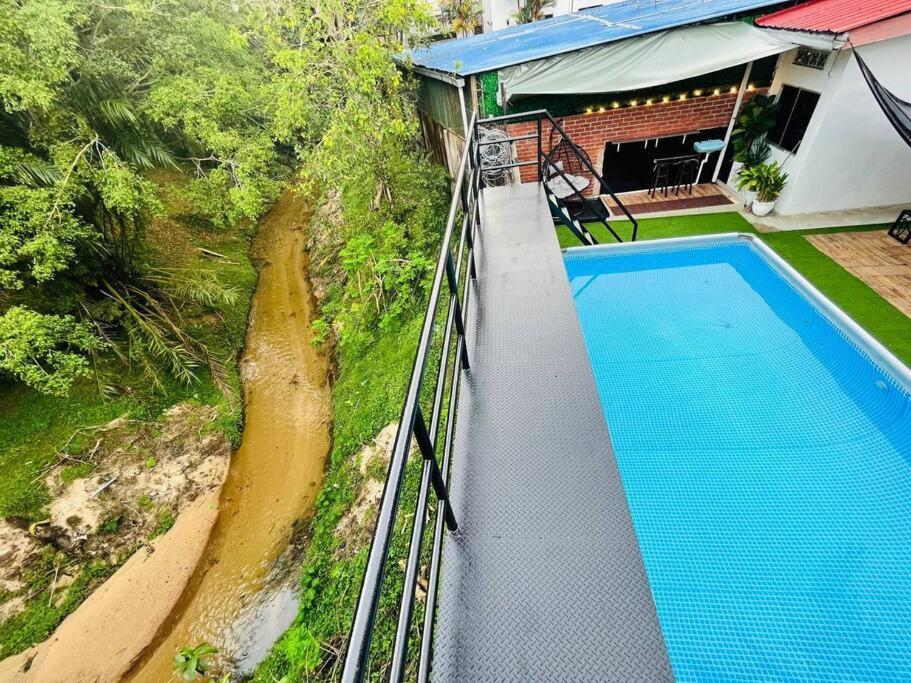 Luxury Private Pool Villa + Riverview Bbq Patio! Джорджтаун Экстерьер фото